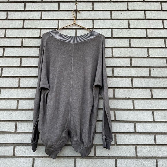 PLANET V-Neck Taupe Gray Lightweight Sweater Cotton Made in Peru High Low Pocket - Picture 7 of 9